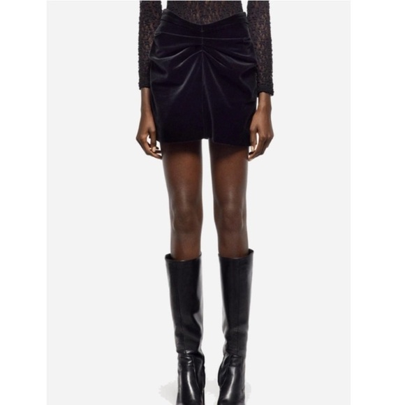 Zara Women’s Black Velvet Mini Skirt Size Medium Whimsigoth Goth Witchy - Picture 3 of 11